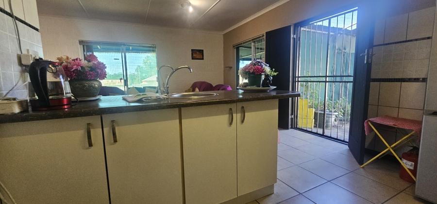 2 Bedroom Property for Sale in Hopefield Western Cape